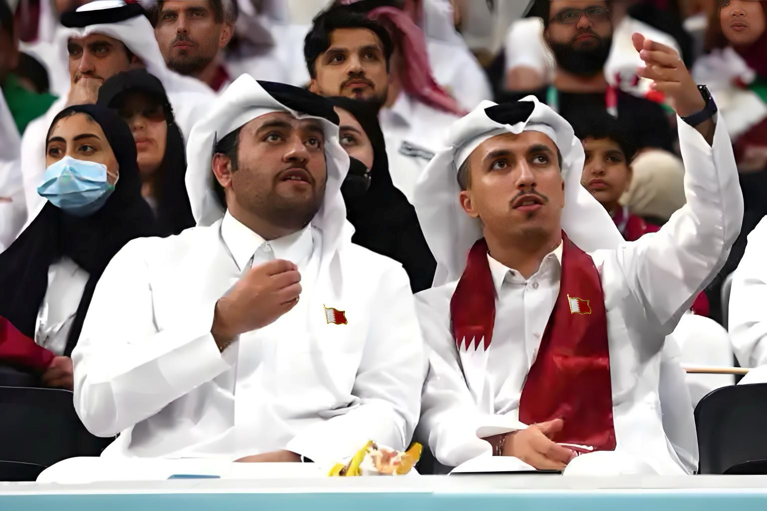 เข็มกลัดธงชาติกาตาร์ - เครื่อง - Men'S Fashion Qatar บทวิจารณ์และราคา